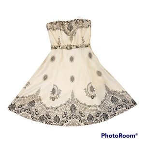 WHBM Black & Ivory Strapless Belted Midi Dress Size 4